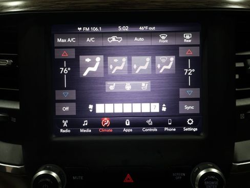 Used 2019 RAM 1500 Laramie image 31