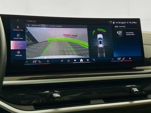 Used 2024 BMW X5 xDrive40i w/ M Sport Package image 14