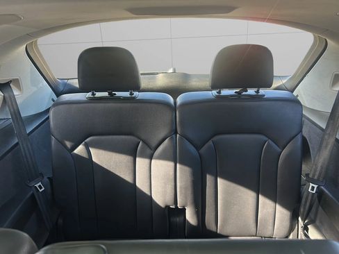 Used 2018 Audi Q7 3.0T Premium Plus w/ Premium Plus Package image 12