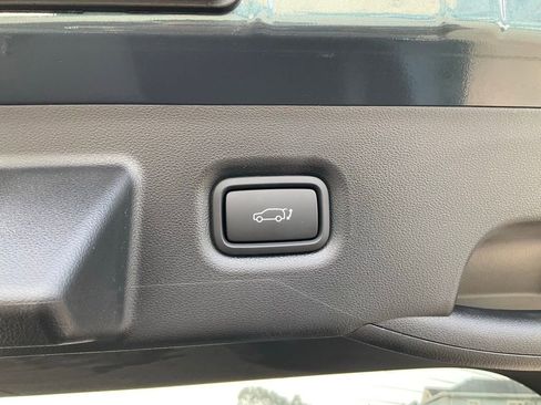 Used 2025 Hyundai Ioniq 5 SEL image 11