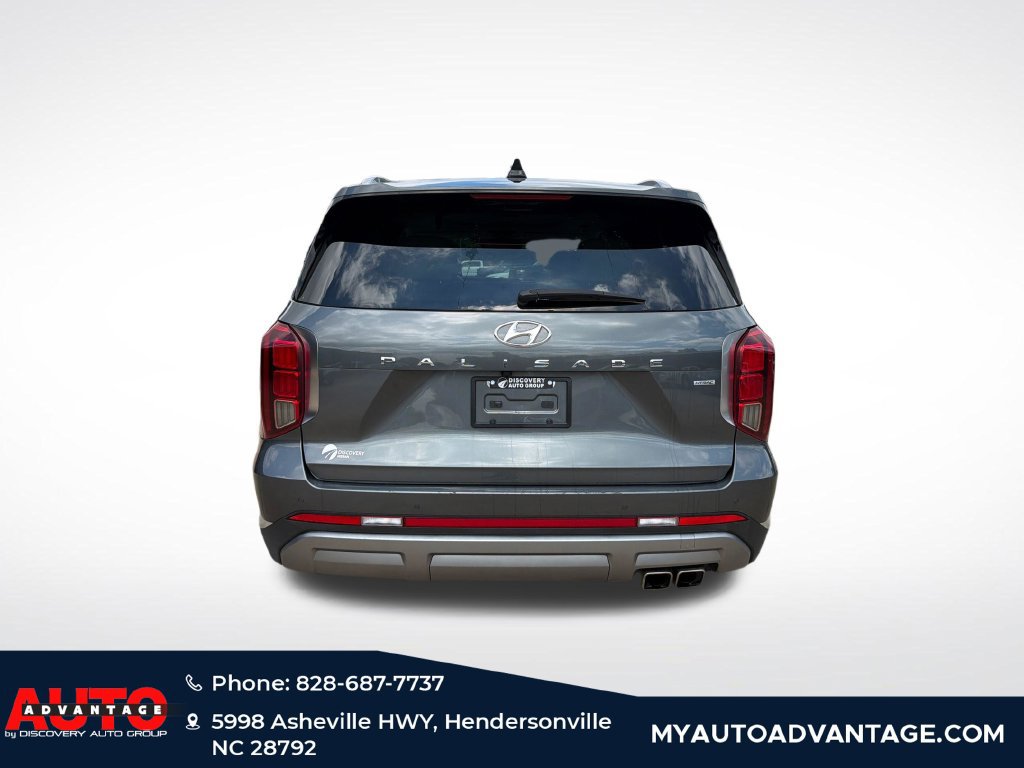 Used 2024 Hyundai Palisade Limited AWD/4WD image 4
