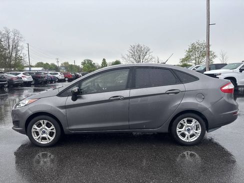 Used 2014 Ford Fiesta SE FWD image 4