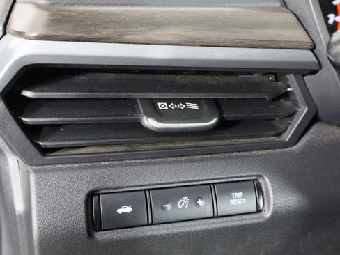 Used 2023 Nissan Altima 2.5 SV image 23