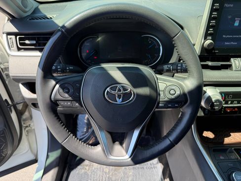 Used 2022 Toyota RAV4 Limited w/ Limited Grade Weather Package AWD/4WD image 13