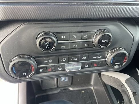 Used 2021 Ford Bronco First Edition AWD/4WD image 19