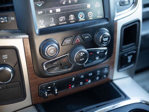 Used 2016 RAM 2500 Laramie image 17