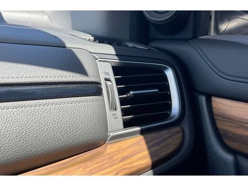 Used 2020 Honda CR-V Touring image 30