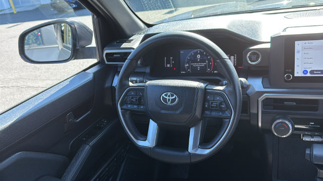 Certified 2025 Toyota 4Runner SR5 AWD/4WD image 22