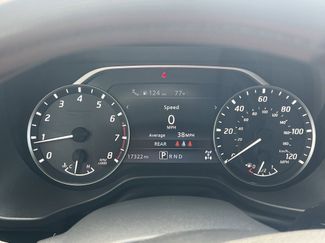 Used 2024 Nissan Titan SV w/ SV Convenience Package video 2