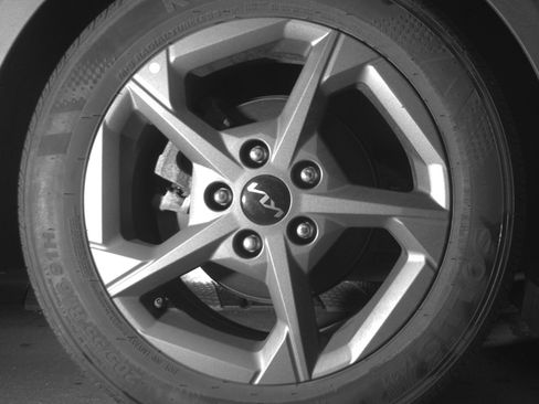 Used 2025 Kia K4 LXS image 15