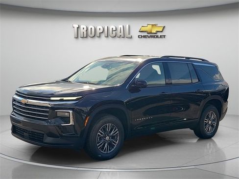 New 2026 Chevrolet Traverse LT w/ Driver Confidence Package image 1