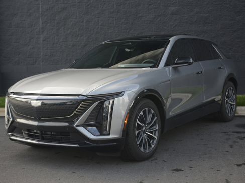 Used 2025 Cadillac Lyriq Sport w/ LPO, Floor Liner Package image 42