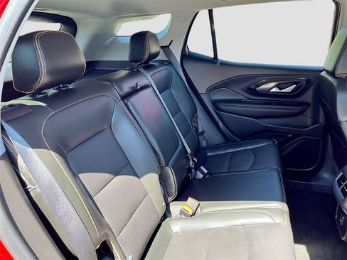 Used 2024 GMC Terrain AT4 w/ Tech Package image 25