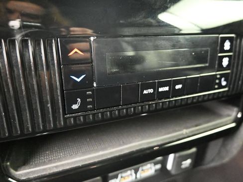Used 2024 Jeep Wagoneer Series II AWD/4WD image 28