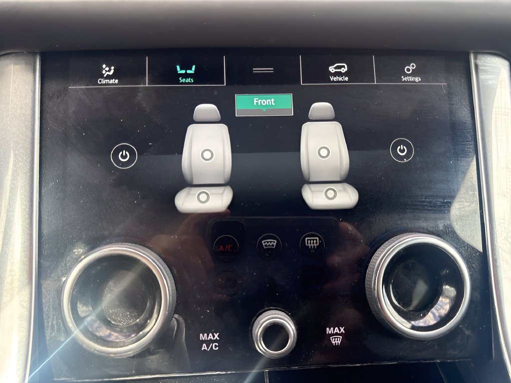 Used 2020 Land Rover Range Rover Sport HST AWD/4WD image 19