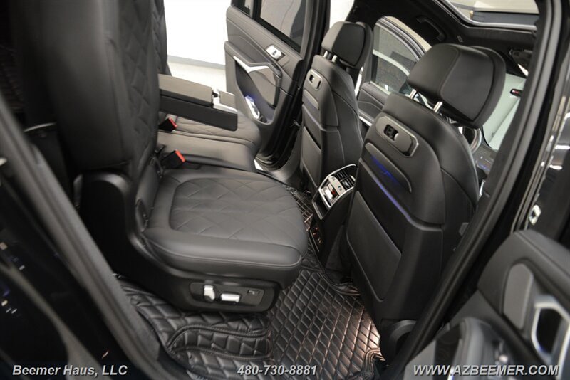 Used 2026 BMW X7 M60i AWD/4WD image 22