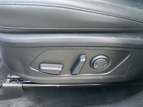 Used 2025 Kia Sorento EX FWD image 19