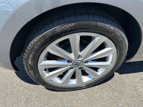Used 2014 Volkswagen Golf TDI FWD image 27