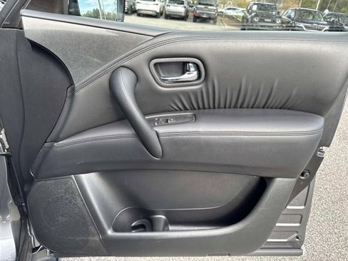 Used 2023 Nissan Armada SL w/ Midnight Edition Package image 15