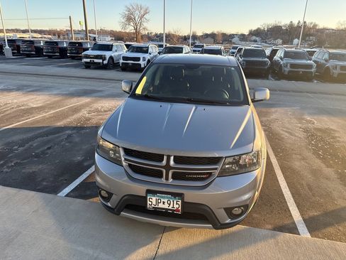 Used 2016 Dodge Journey R/T w/ Driver Convenience Group image 2