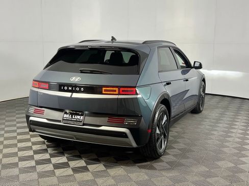 Used 2025 Hyundai Ioniq 5 SEL image 5