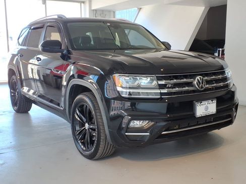 Used 2019 Volkswagen Atlas SE w/ Panoramic Sunroof Package AWD/4WD image 3