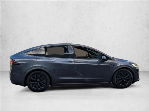 Used 2023 Tesla Model X AWD/4WD image 4