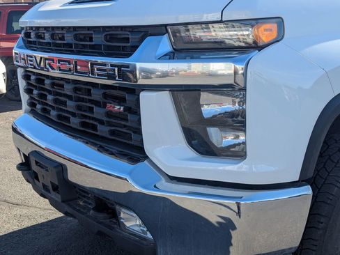 Used 2022 Chevrolet Silverado 2500 LT w/ Convenience Package AWD/4WD image 12