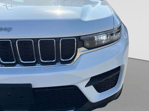 New 2026 Jeep Grand Cherokee Laredo X image 10