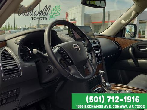 Used 2024 Nissan Armada SL image 10