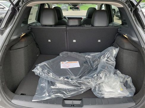 New 2025 Nissan Kicks SR w/ SR Premium Package image 27