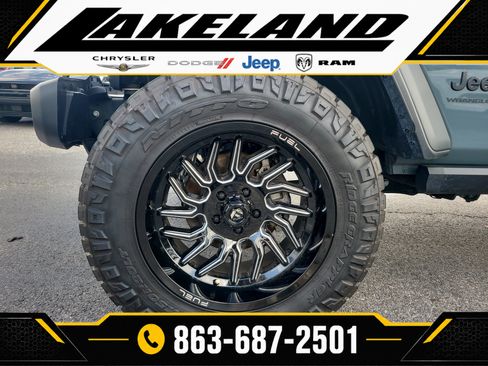 Used 2025 Jeep Wrangler Unlimited Sport AWD/4WD image 9