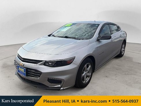 Used 2017 Chevrolet Malibu LS FWD image 1