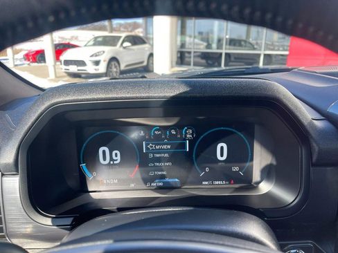 Used 2023 Ford F150 Lariat w/ Equipment Group 502A High image 28