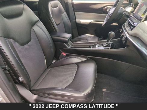 Used 2022 Jeep Compass Latitude AWD/4WD image 30