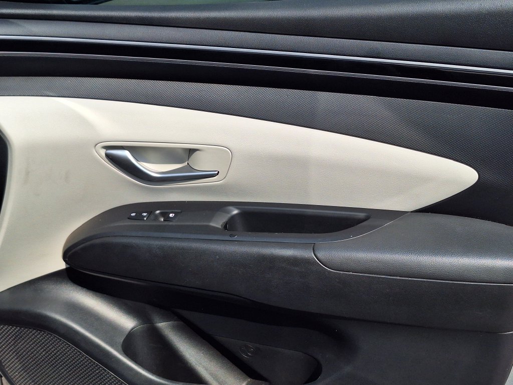 Certified 2022 Hyundai Tucson SE FWD image 23