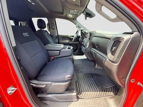 Used 2025 Chevrolet Silverado 1500 Custom AWD/4WD image 31