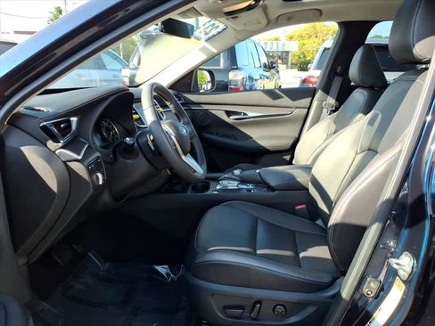 Certified 2023 INFINITI QX50 Luxe image 11