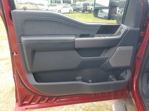 New 2025 Ford F250 Lariat w/ Lariat Ultimate Package image 5