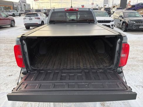Used 2022 Chevrolet Colorado Z71 image 18
