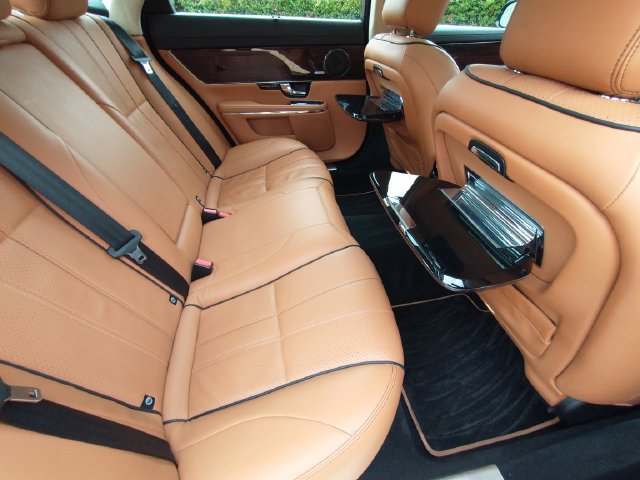 Used 2011 Jaguar XJ L RWD image 80