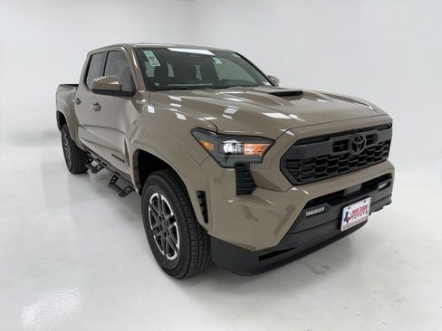 New 2026 Toyota Tacoma TRD Sport image 2