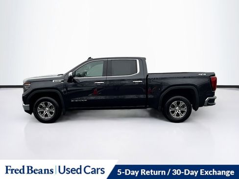 Used 2024 GMC Sierra 1500 SLT image 4