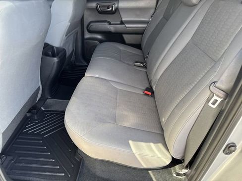 Used 2019 Toyota Tacoma SR image 11