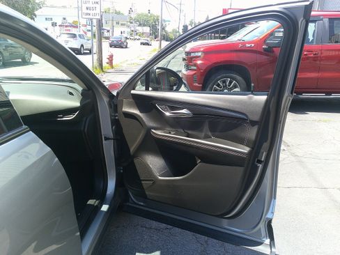Used 2023 Buick Envision Essence w/ Sport Touring Package AWD/4WD image 27