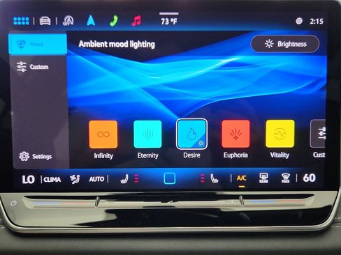 New 2025 Volkswagen Tiguan SE R-Line image 20