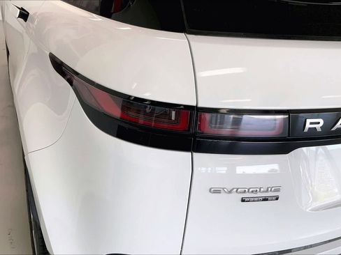 Used 2020 Land Rover Range Rover Evoque SE AWD/4WD image 29