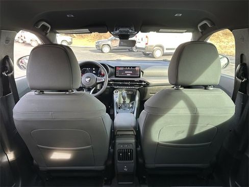 Used 2024 Dodge Hornet GT w/ Tech Pack w/o Parking image 11