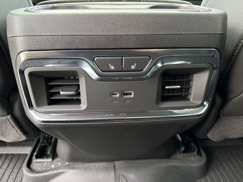 New 2026 Chevrolet Silverado 1500 High Country w/ High Country Premium Package AWD/4WD image 29
