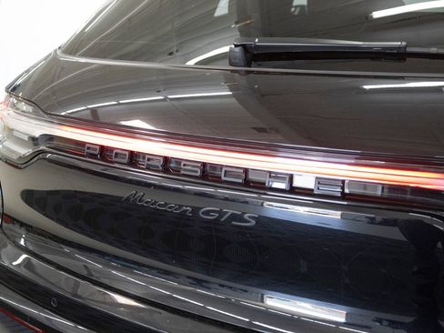 Certified 2023 Porsche Macan GTS AWD/4WD image 12